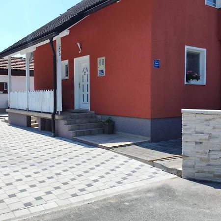 Apartment Igor - Holiday Home Ostarije 외부 사진